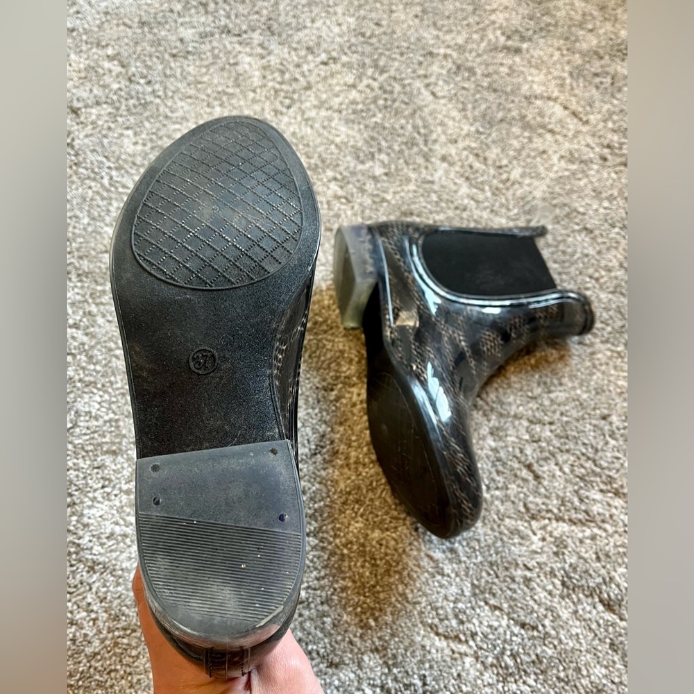 Report python print rain boots - Picture 2 of 4